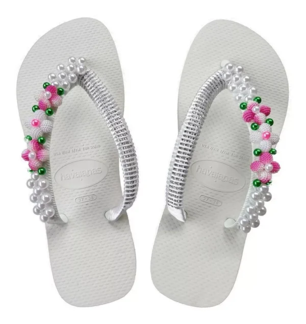 Decorated Havaianas with Stunning Rhinestones and Custom Crystals – The Authentic Brazilian Sandals